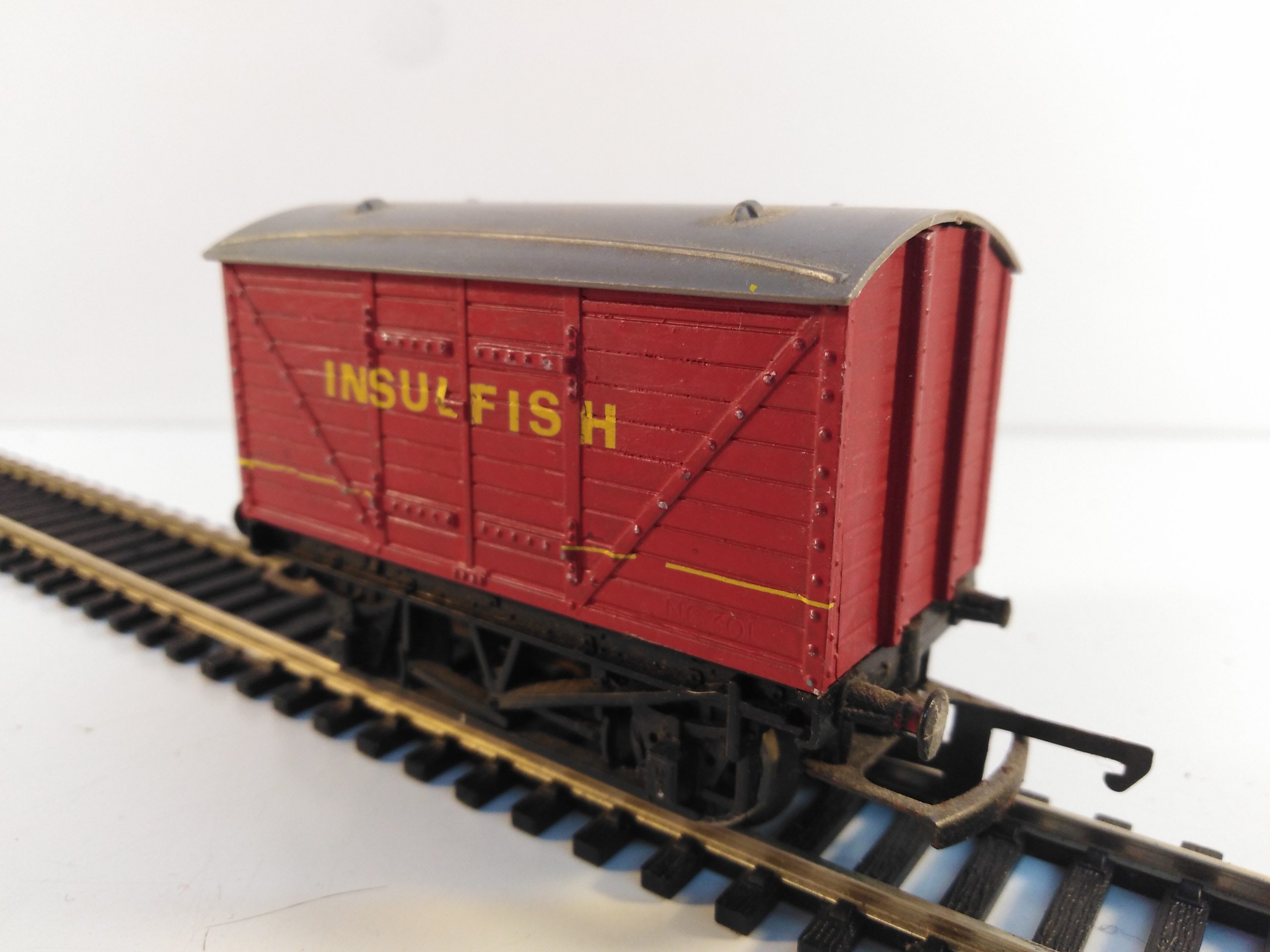 OO Gauge Triang Hornby Insulfish Van Wagon Rocket Railways