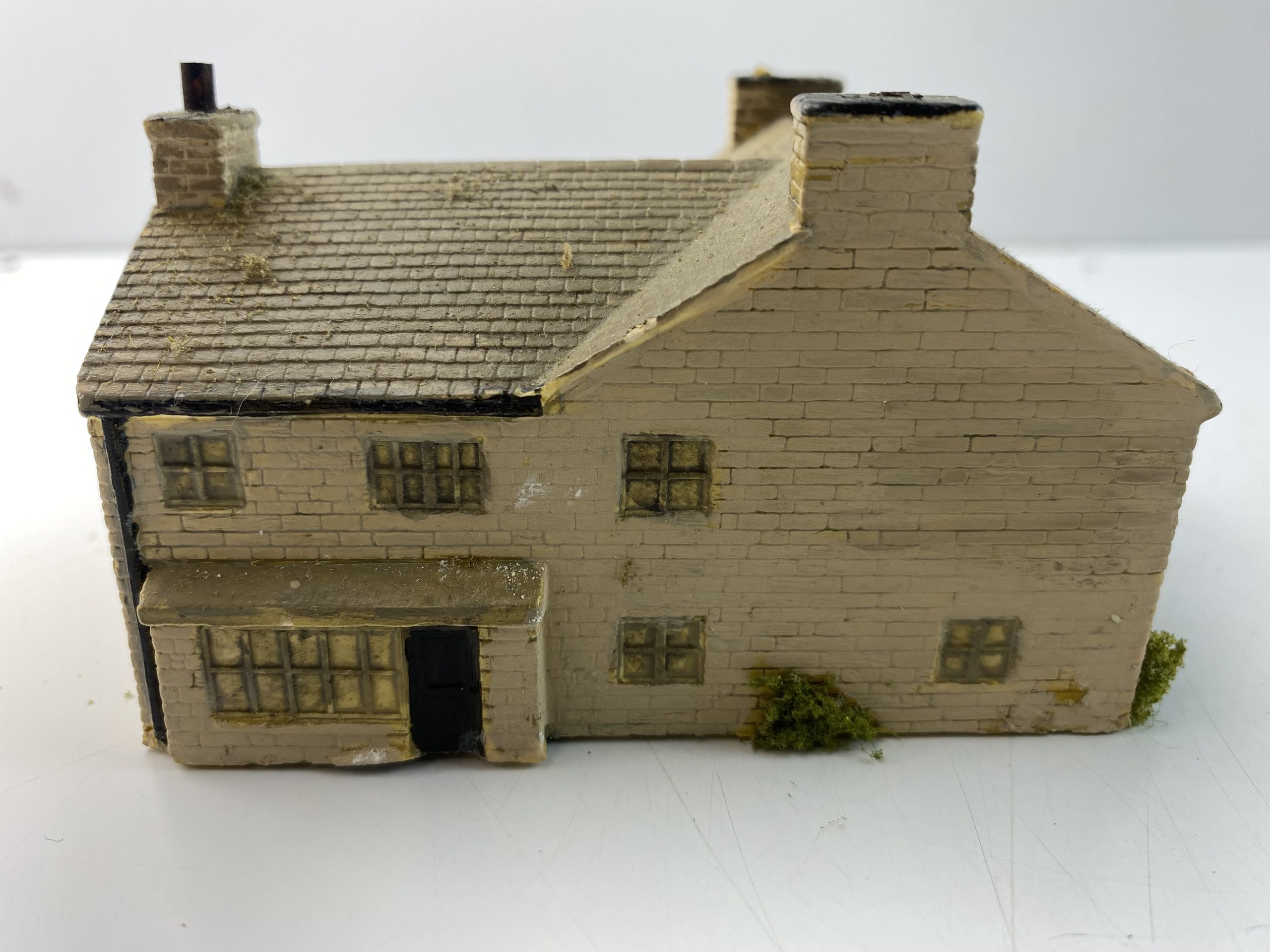 S D Mouldings N Gauge Large House 001 Rocket Railways