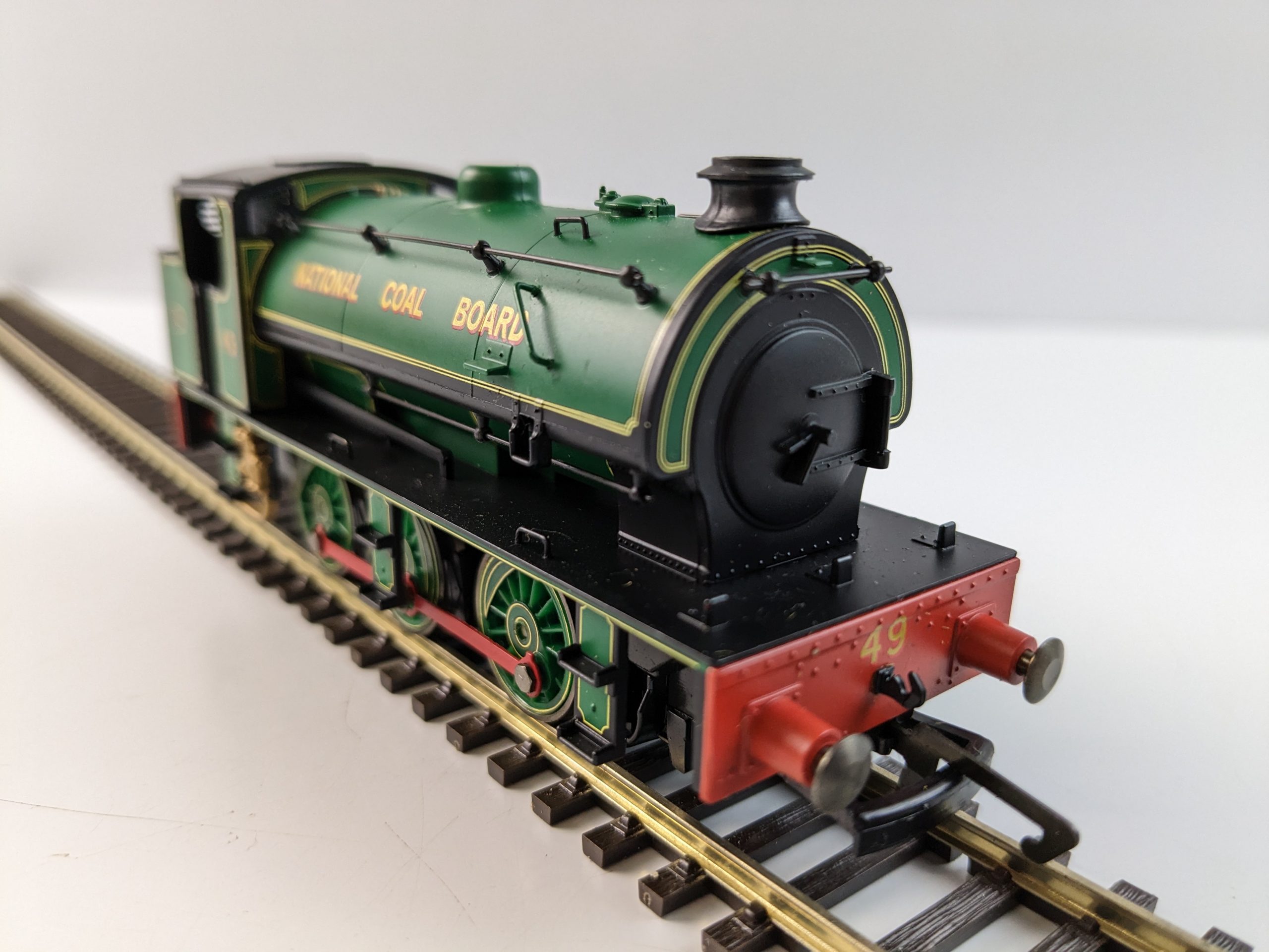 Hornby R2399 NCB No. 49 Class J94 - Rocket Railways