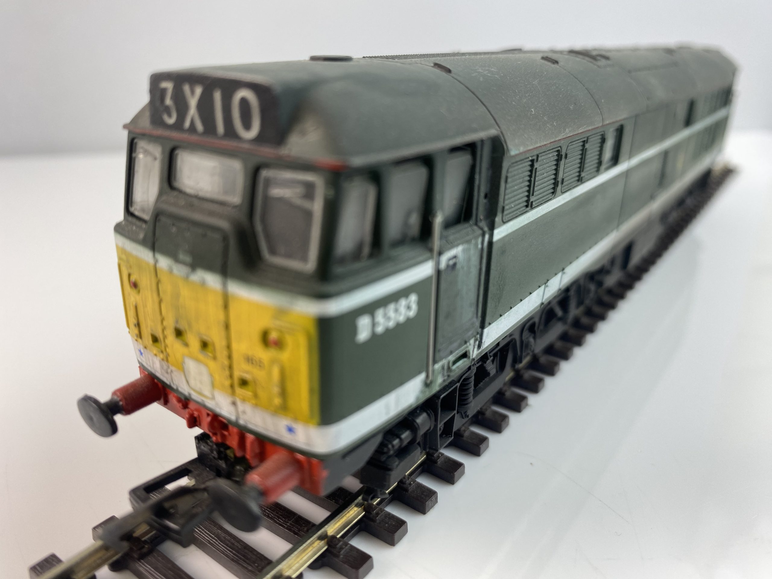 Lima Class 31 Renumbered D5583 In Br Green - Dcc Fitted - Rocket Railways